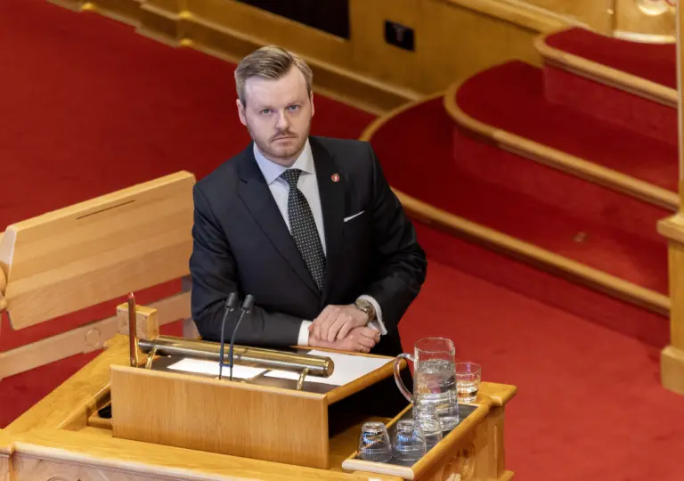 Lenke til artikkel om Styrer mot krise i eldreomsorgen Lenke til artikkel om Styrer mot krise i eldreomsorgen