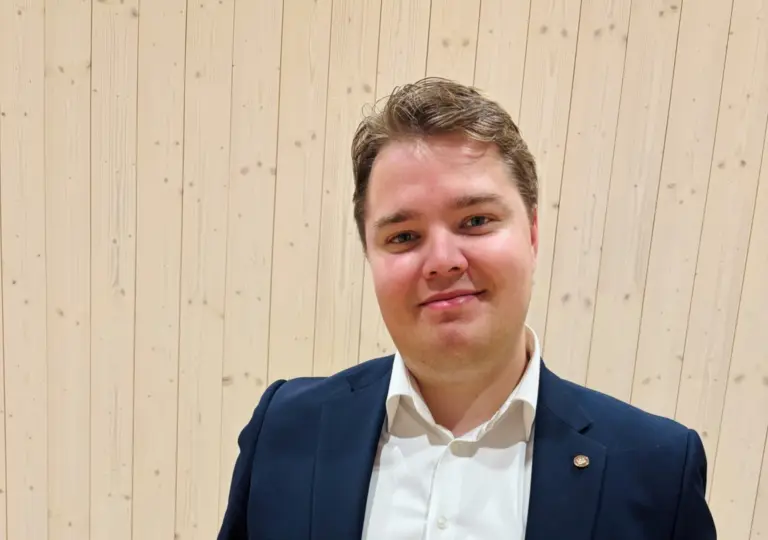 Lenke til artikkel om Ferdig med vikariat som politisk rådgiver for byrådet