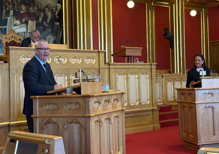 Lenke til artikkel om Grillet samferdselsministeren med 24 spørsmål