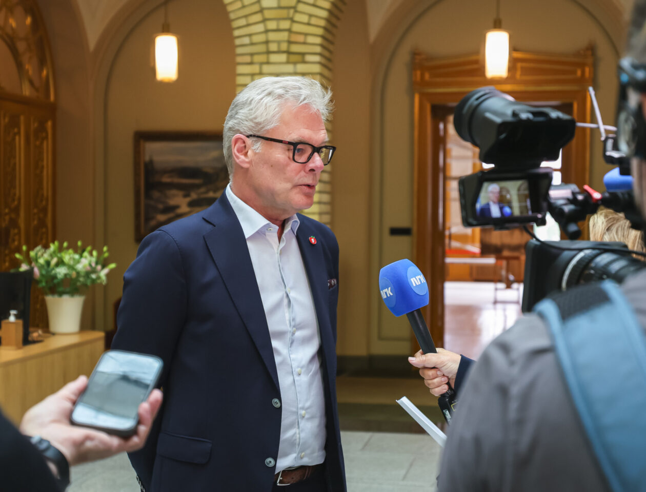 Lenke til artikkel omFrP krever kraftige skatte- og avgiftskutt