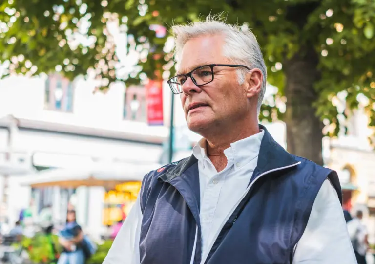 Lenke til artikkel om Ber Stoltenberg finne nye argumenter: - Holder ikke vann