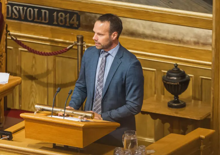 Lenke til artikkel om FrP med kraftfulle tiltak mot bedrageri og svindel Lenke til artikkel om FrP med kraftfulle tiltak mot bedrageri og svindel