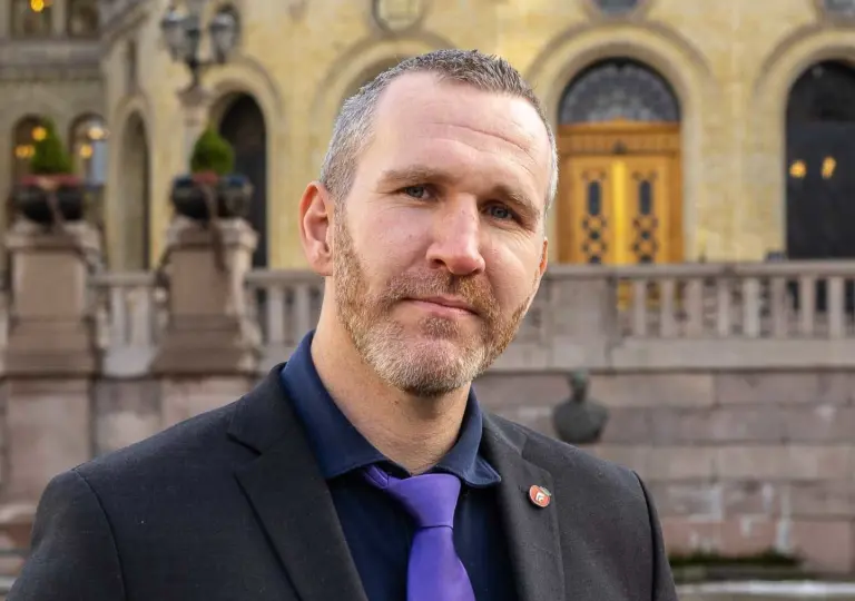 Lenke til artikkel om Stortinget sier nei til FrPs kjernekraftforslag