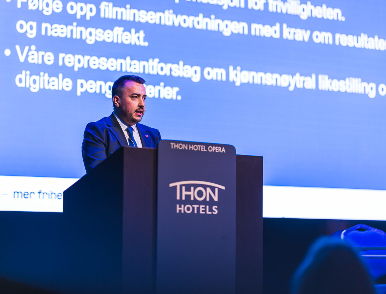 Lenke til artikkel omMats Henriksen ny fraksjonsleder for familie- og kulturkomiteen
