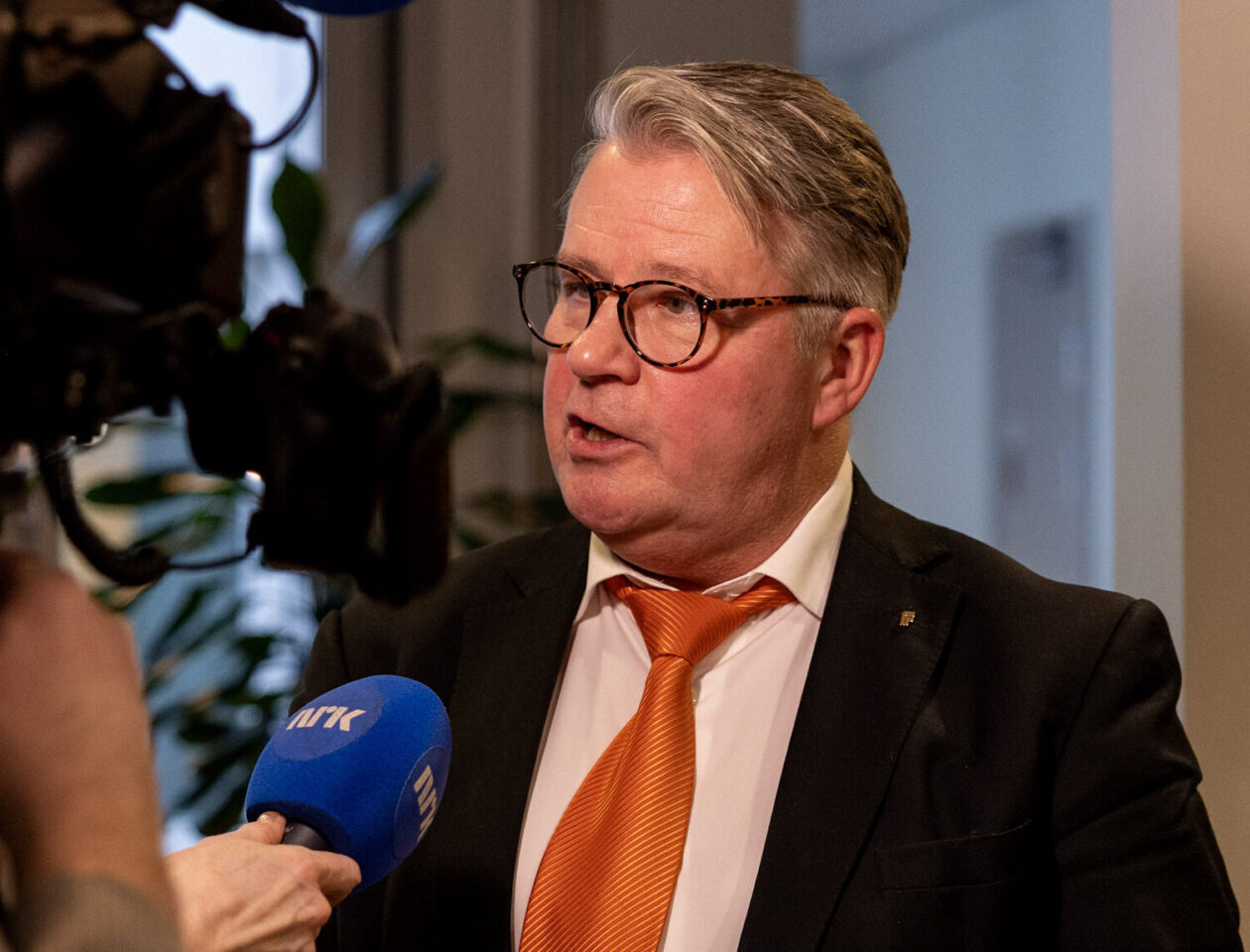 Lenke til artikkel omFrP krever full sal i PST-saken