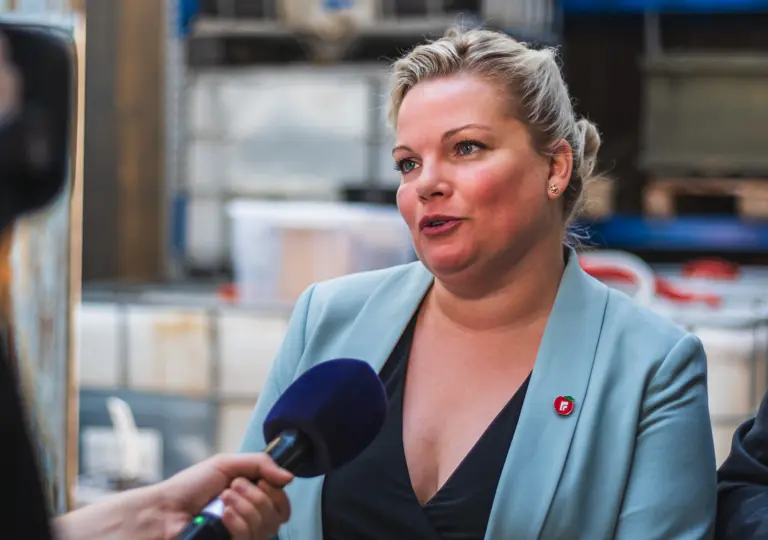 Lenke til artikkel om Nei til kinoforbud på søndager Lenke til artikkel om Nei til kinoforbud på søndager