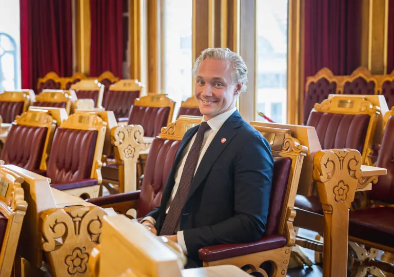 Lenke til artikkel om Velle krever endringer i fraværsreglene