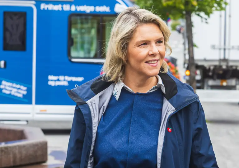 Lenke til artikkel om – Regjeringens klimamål er urealistiske og udemokratiske Lenke til artikkel om – Regjeringens klimamål er urealistiske og udemokratiske