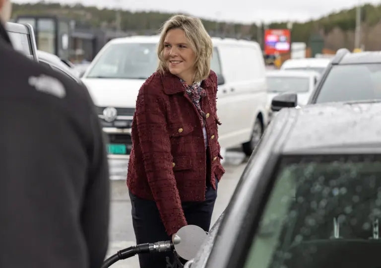 Lenke til artikkel om Skuffet over Høyres snuoperasjon