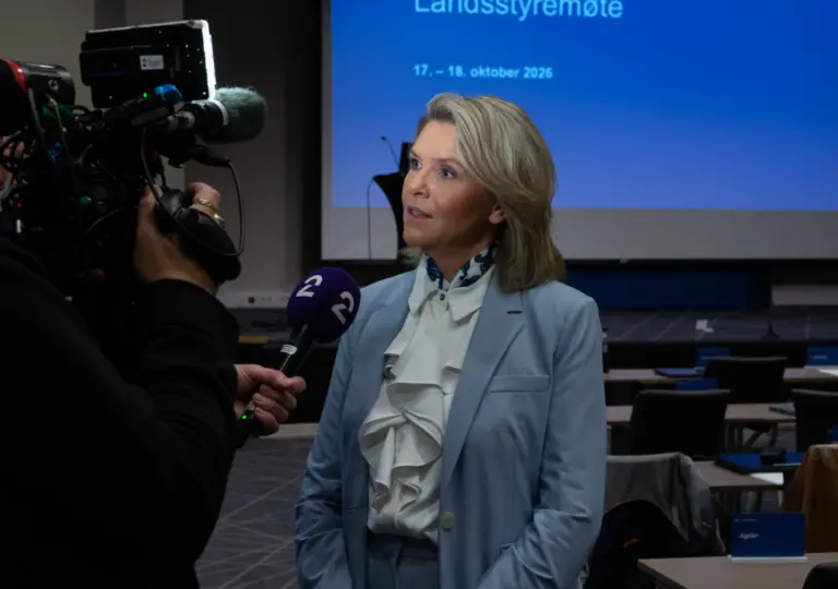 Lenke til artikkel om – Norge står ved et veiskille Lenke til artikkel om – Norge står ved et veiskille