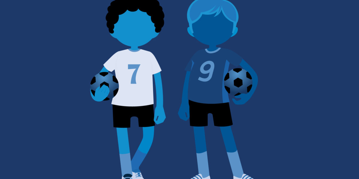 To fotballspillere med fotball under hver sin arm. Blåtoner. Illustrasjon. To fotballspillere med fotball under hver sin arm. Blåtoner. Illustrasjon.