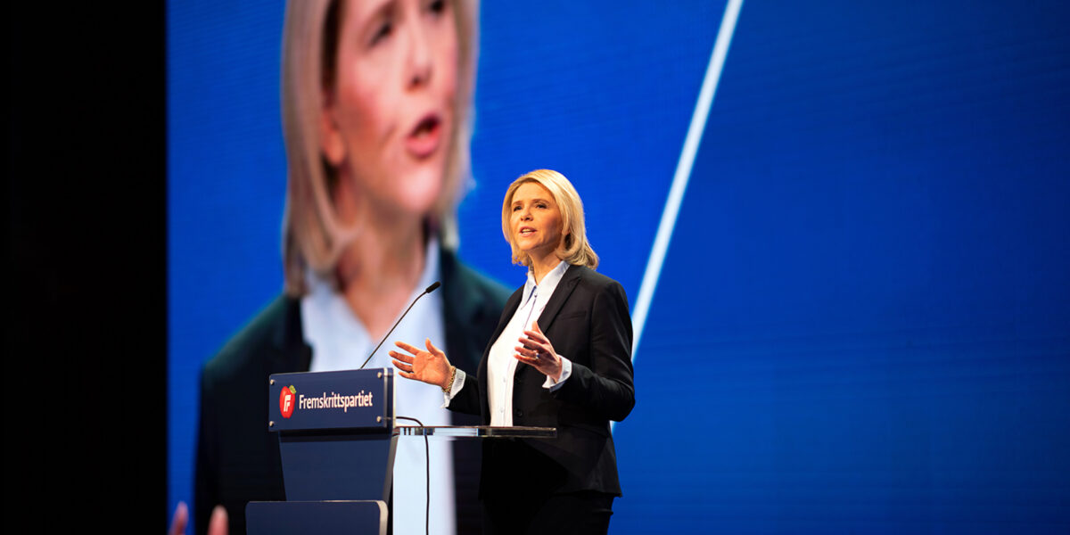 Sylvi Listhaug på talerstolen under partiets landsmøte i 2022. Foto. Sylvi Listhaug på talerstolen under partiets landsmøte i 2022. Foto.