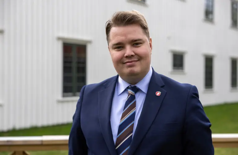 Lenke til artikkelen om: Bergen FrP får ny rådgiver for byrådet
