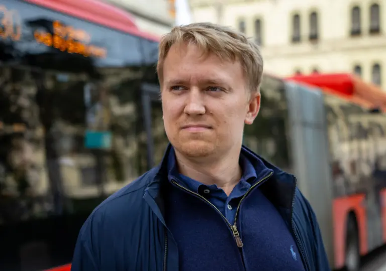 Lenke til artikkel om – Uansvarlig og trafikkfarlig Lenke til artikkel om – Uansvarlig og trafikkfarlig
