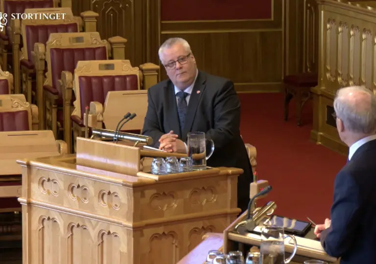 Lenke til artikkel om Stilte Støre til veggs om eldreomsorgen Lenke til artikkel om Stilte Støre til veggs om eldreomsorgen