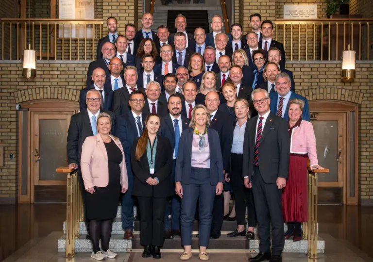 Lenke til artikkel om Rekordstor stortingsgruppe klar etter tidenes beste valg Lenke til artikkel om Rekordstor stortingsgruppe klar etter tidenes beste valg