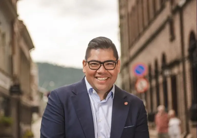 Lenke til artikkel om Daniel Hägglund valgt som ny gruppeleder for Bergen FrP