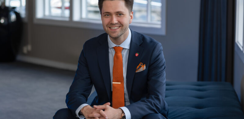 2. kandidat for Vestfold FrP, Bjørn-Kristian Svendsrud mener det må bli lettere å skape nye arbeidsplasser i Vestfold. 2. kandidat for Vestfold FrP, Bjørn-Kristian Svendsrud mener det må bli lettere å skape nye arbeidsplasser i Vestfold.